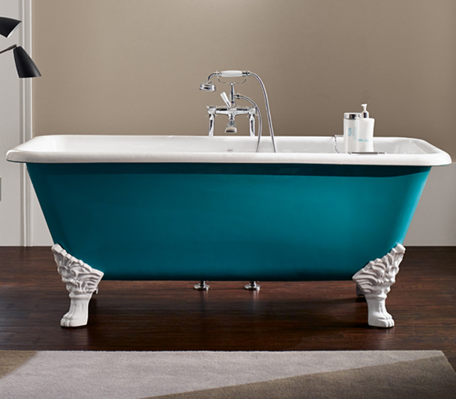 Vasca in ghisa con piedini Quadro