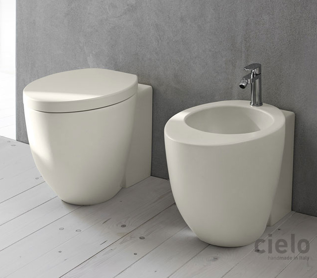 Coppia sanitari a terra Le Giare