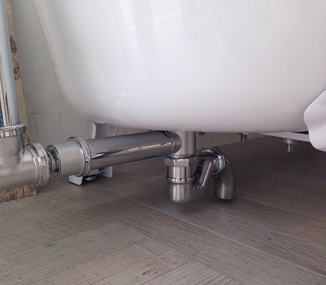 Sifone Esse per scarico vasca retro'