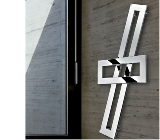 Termoarredo elettrico in acciaio e.Cross-R 137x56cm