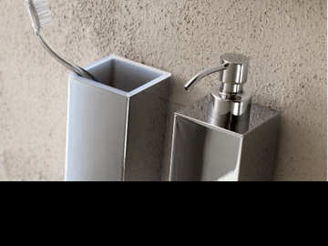 Accessori bagno da incollo